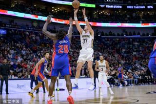 在多场比赛 在多场比赛